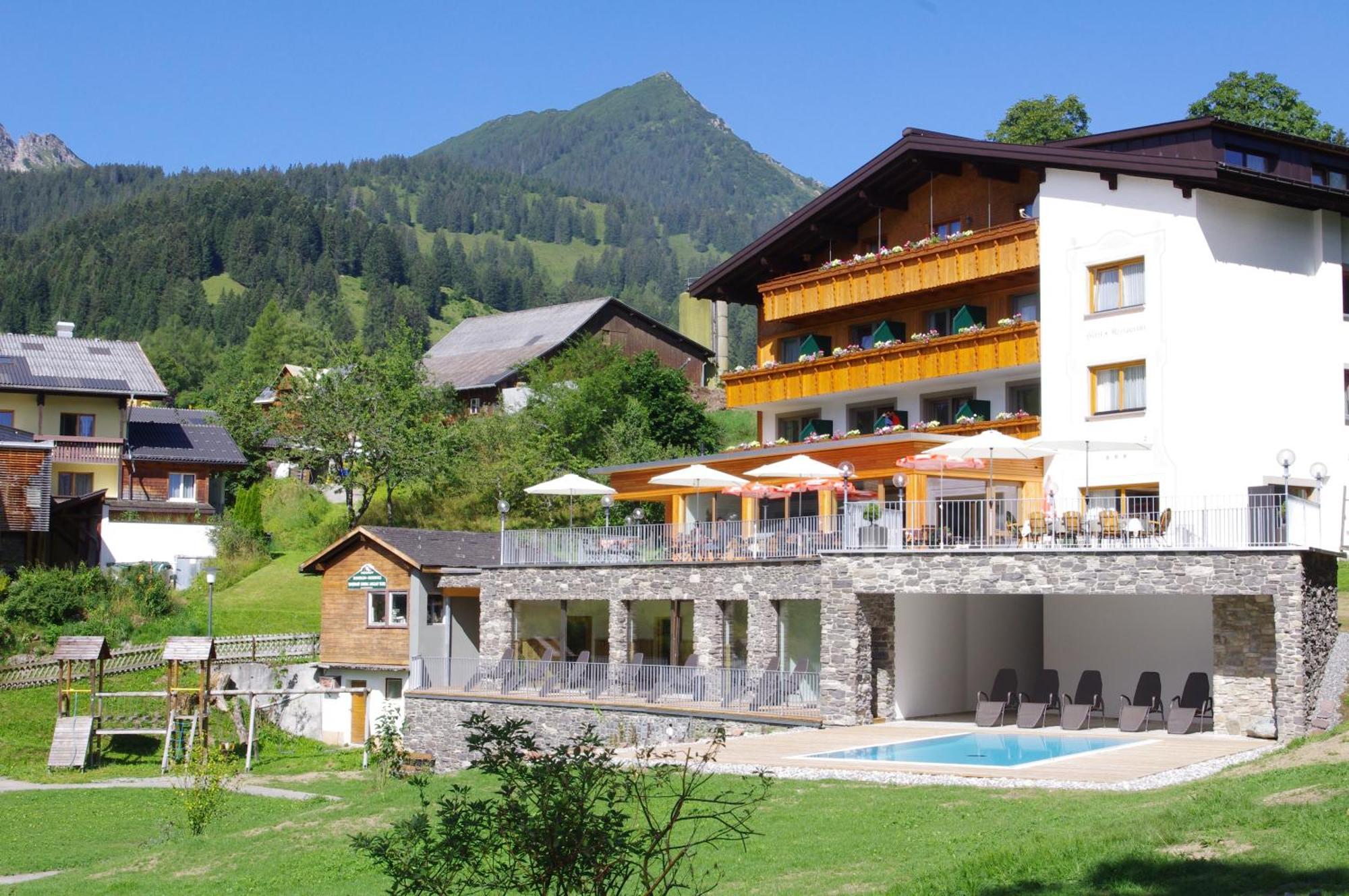 Hotel Burtschahof Bürserberg Exterior foto
